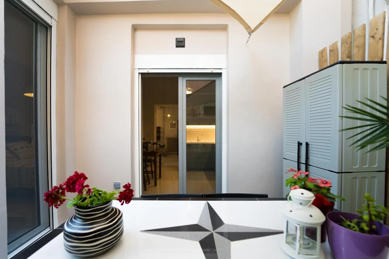 Lucas Apartment Lixouri 0*,